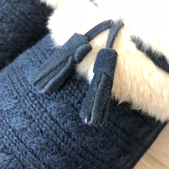 Clarks Slippers - Picture 3 of 8